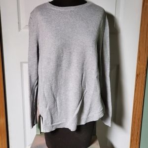 4 for $25   The Gap Light Gray Sweater